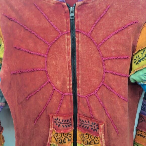 Boho Rainbow Sun Hoodie – S/M – Made in Nepal - Picture 4 of 8